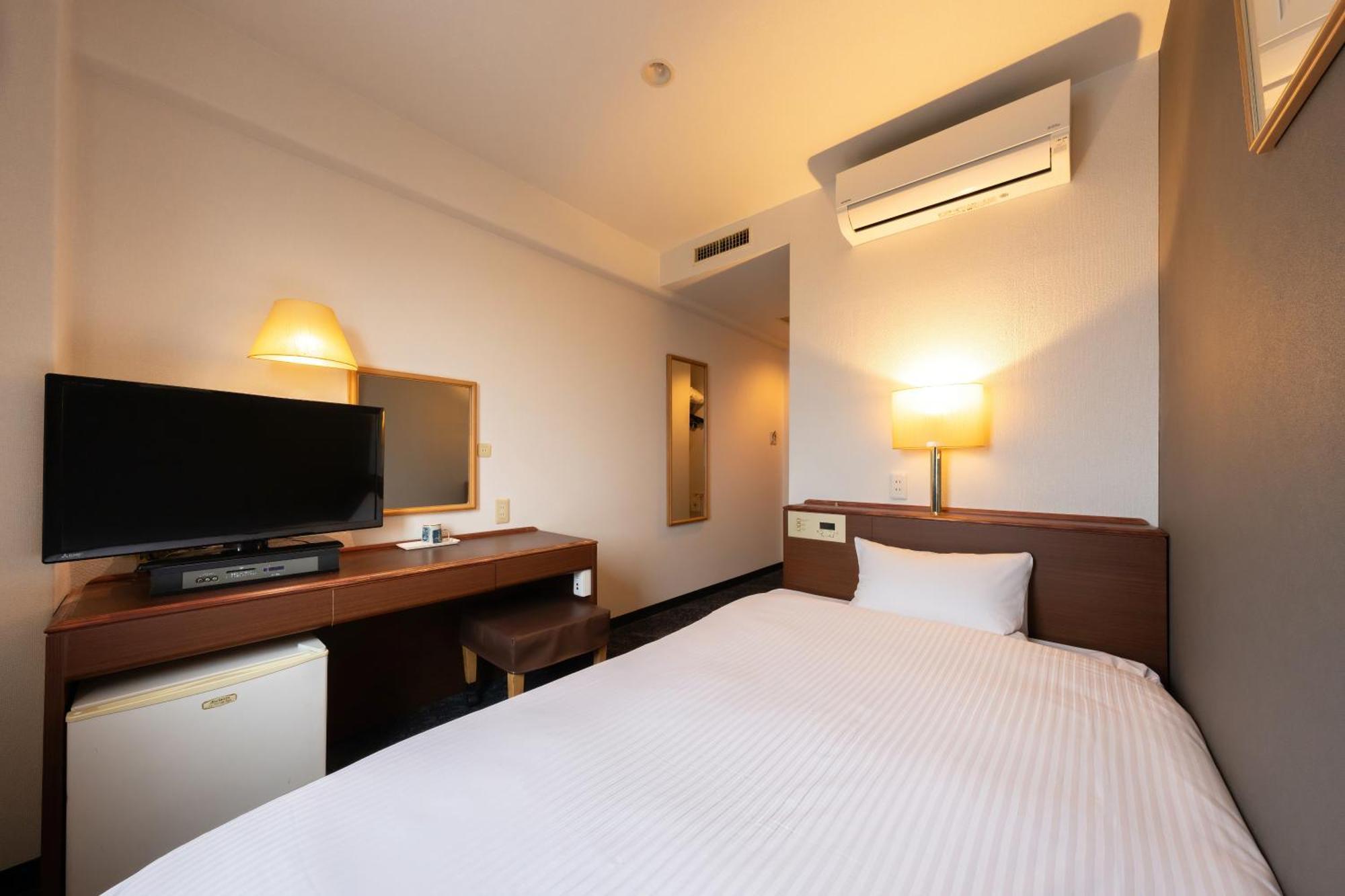 Omura Central Hotel Екстер'єр фото
